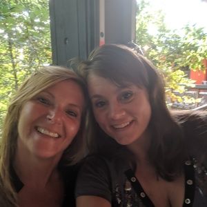 Meet your Posher, Carrie